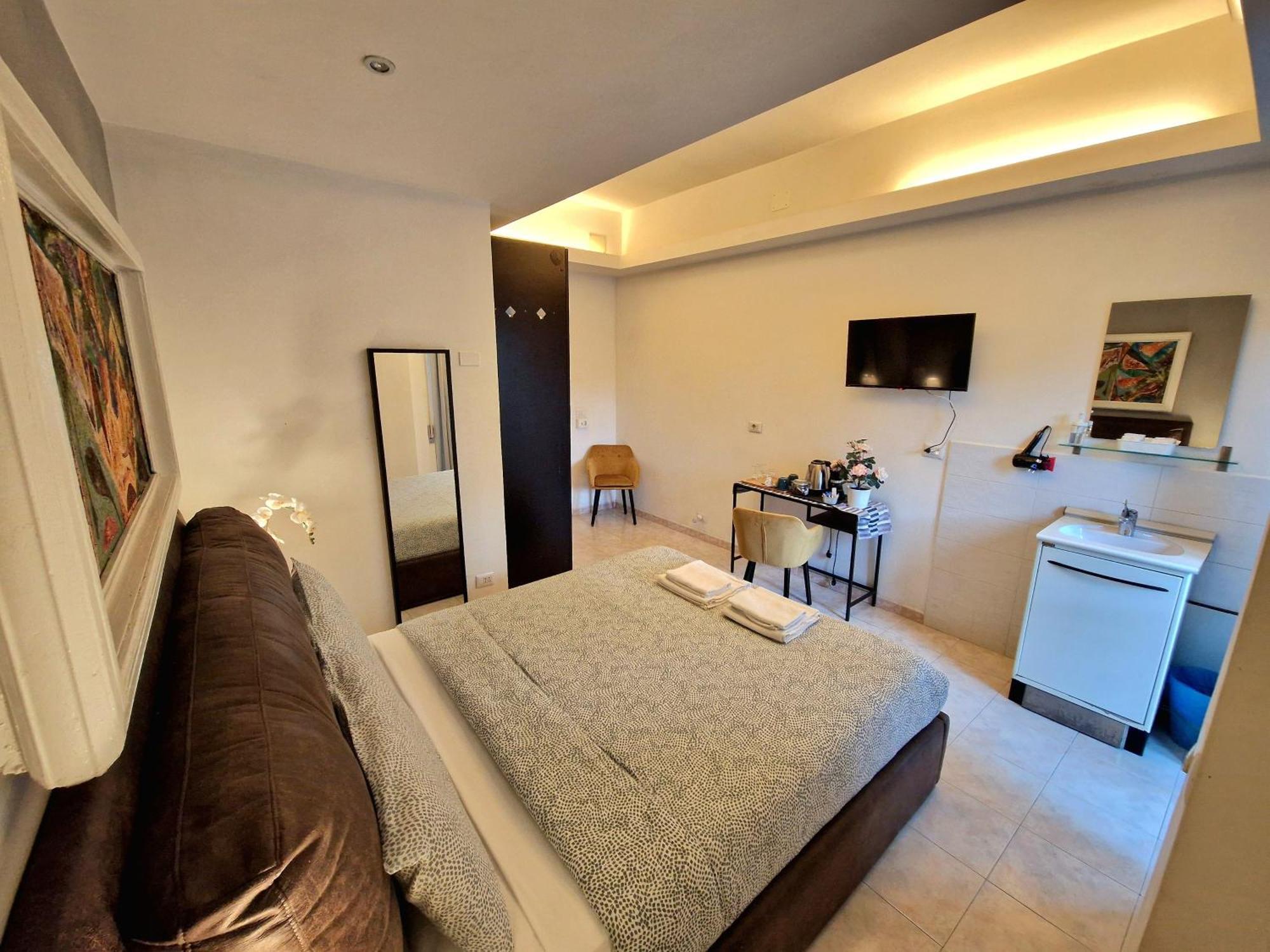 Appia Avenue 639 2* Roma